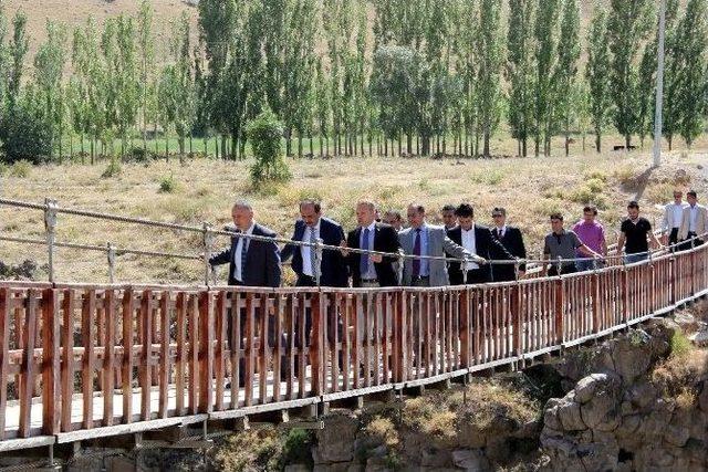 Bakan Yardımcısı Balta Van’da 3