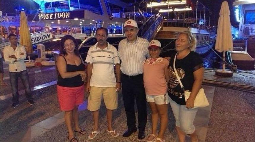 Ak Parti&rsquo;den Bayram Mesaisi