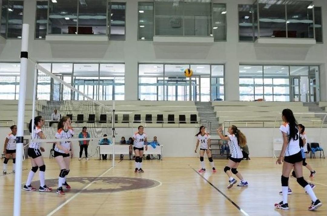 Başak Gen&ccedil;lik Ve Spor Merkezi Hizmet Vermeye Başladı