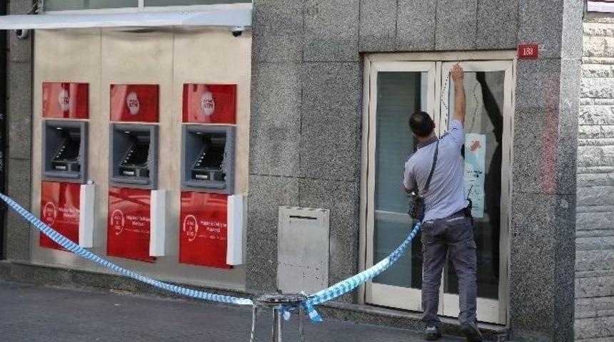 (&ouml;zel Haber) İstiklal Caddesi&rsquo;nde Doğalgaz Paniği