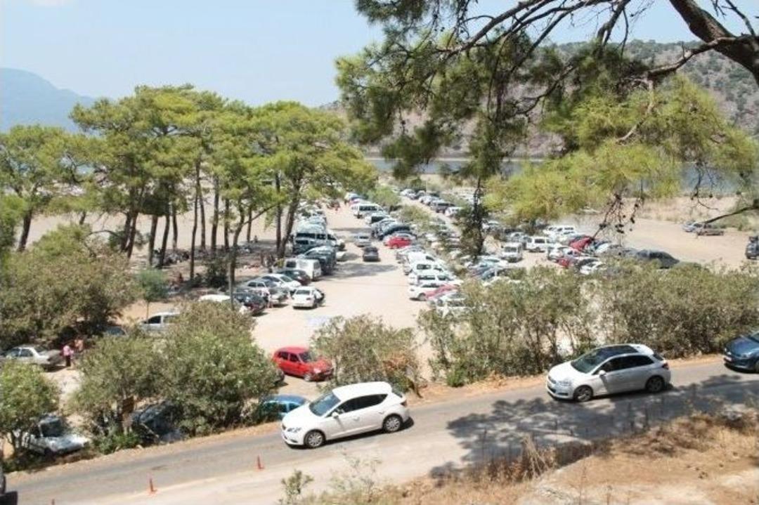 Turistler İztuzu&rsquo;na Akın Etti