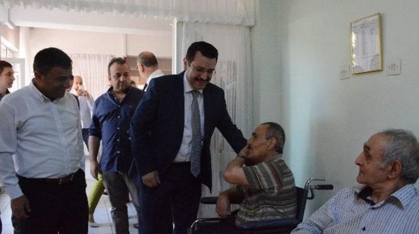 Başkan Gen&ccedil;&rsquo;ten Huzurevi Ziyareti