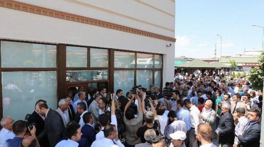 B&uuml;y&uuml;kşehir'de Bayramlaşma