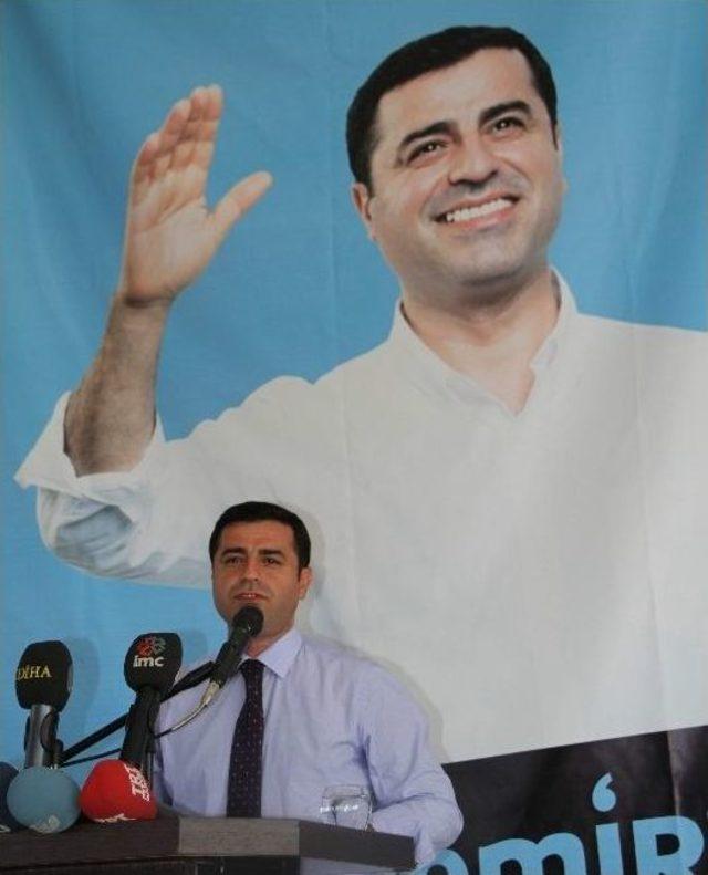 Selahattin Demirtaş Van’da