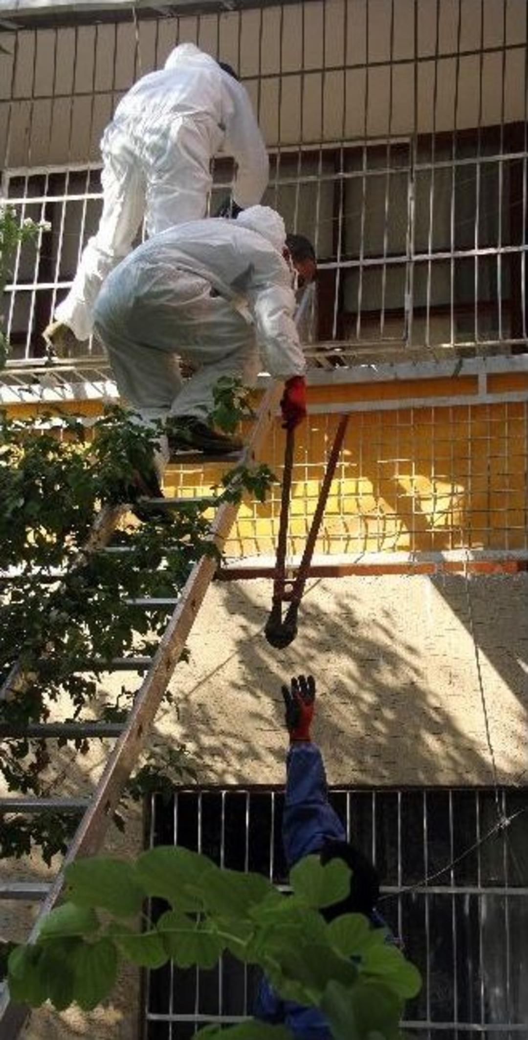 Buzdolabındaki Et Mahalleliyi Alarma Ge&ccedil;irdi