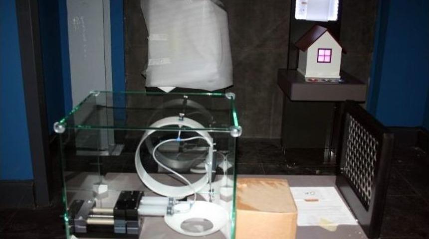 Bilim Merkezi&rsquo;ne Yeni D&uuml;zenekler Geldi