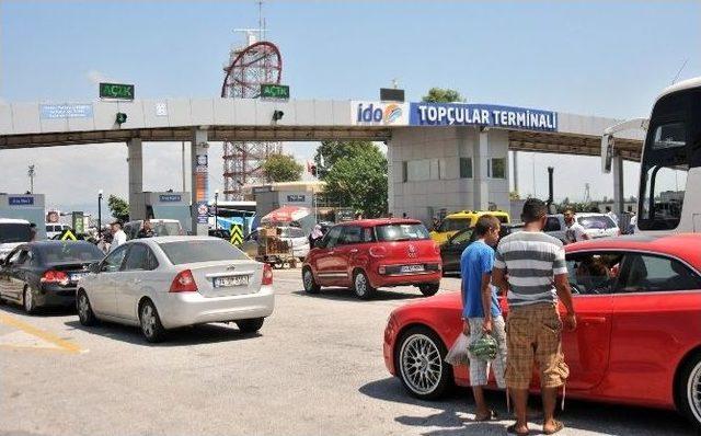 Topçular'da Dönüş Yoğunluğu Başladı