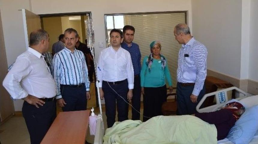 Ak Parti Heyeti Bayramda İl&ccedil;e İl&ccedil;e Dolaştı