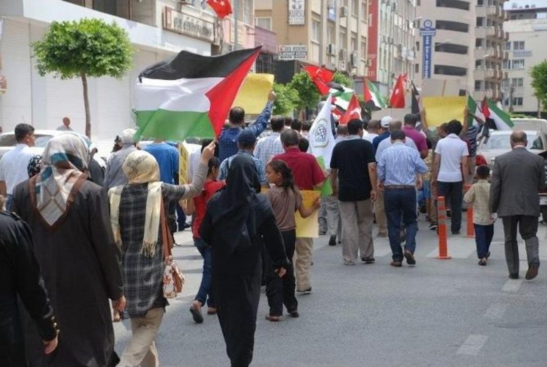 Kayseri'den Gazze'ye Y&uuml;r&uuml;yen Aile İskenderun'a Ulaştı
