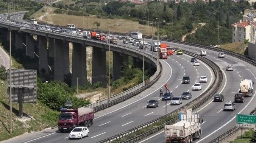 Kocaeli'nde D&ouml;n&uuml;ş Yoğunluğu Başladı
