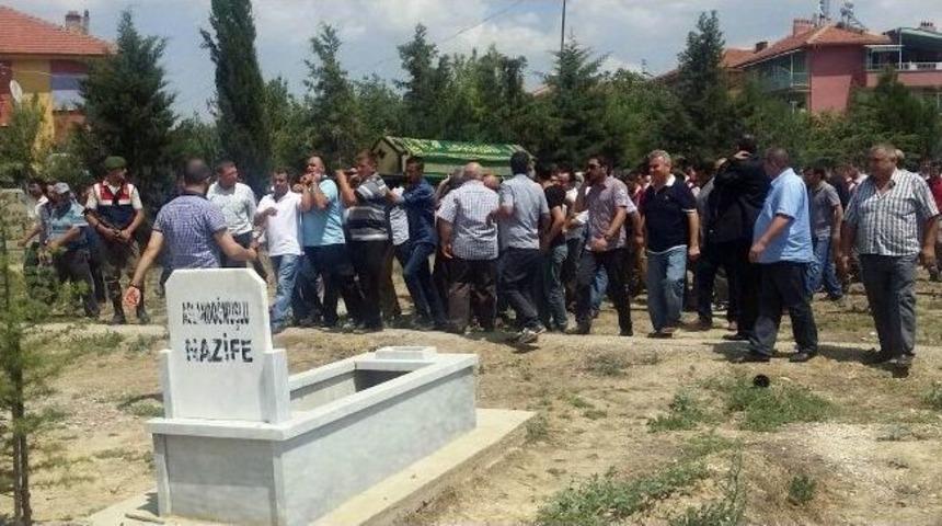 İntihar Eden Özel Güvenlikçi Toprağa Verildi