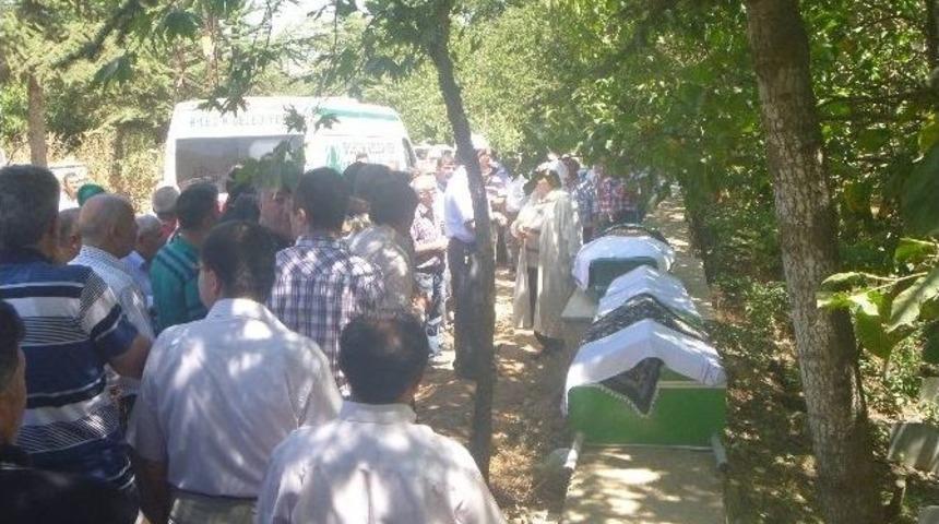 Yangında &Ouml;len Yaşlı &Ccedil;ift Toprağa Verildi