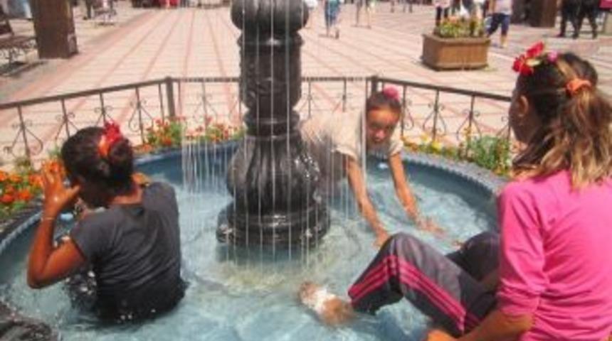 Edirne Roman Eğitim G&ouml;n&uuml;ll&uuml;leri Derneği Başkanı Turan Şallı: