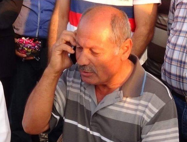 Adalet Bakanı Bozdağ, Işid Tarafından Kaçırılan Polisin Ailesini Ziyaret Etti