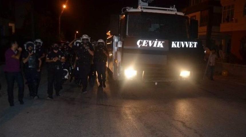 Mahalle Sakinlerinin Suriyeli Sığınmacılara Tepkisi S&uuml;r&uuml;yor