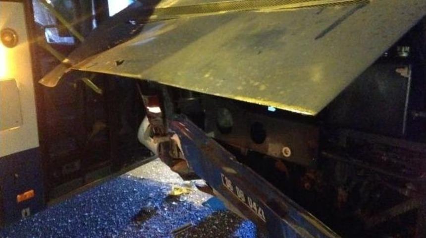 Başkent&rsquo;te Zincirleme Trafik Kazası: 6 Yaralı