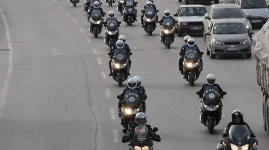 Uludağ &Uuml;niversitesi Ve Bursa Polisi Sokaktaki Korkuyu Araştırdı