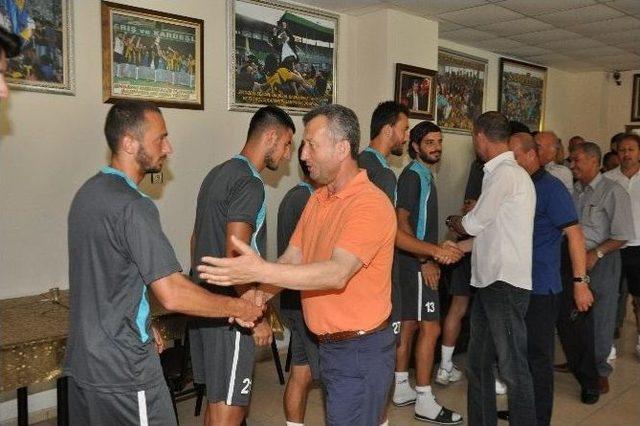 Menemen Belediyespor'a Başkan Morali