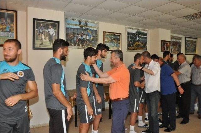 Menemen Belediyespor'a Başkan Morali