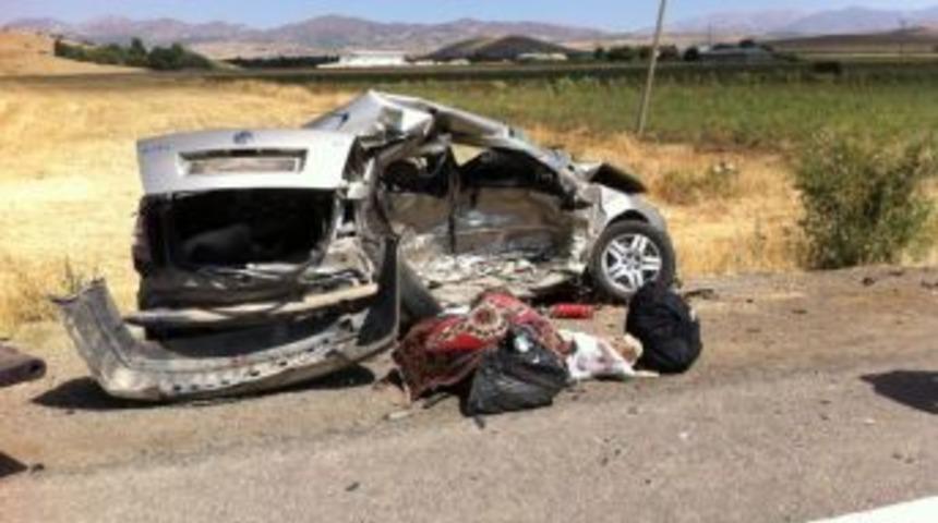 Kovancılar&rsquo;da Kaza: 1 Astsubay &Ouml;ld&uuml;