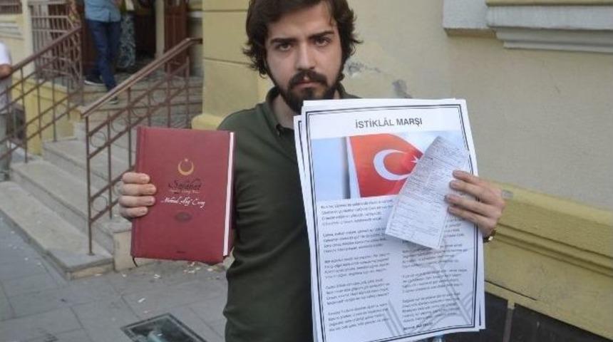 İhsanoğlu&rsquo;na İstiklal Marşı G&ouml;nderdiler