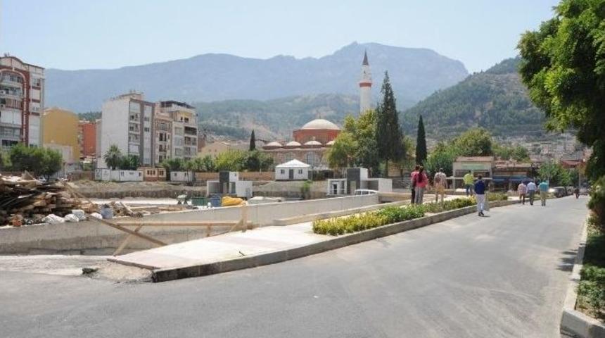 Emekliler Otoparkı Açılışa Hazırlanıyor