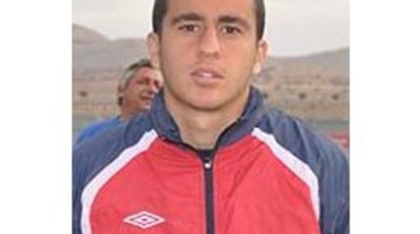 Elazığsporlu Doğan'ın Parası Başkan Yanılmaz Sayesinde &Ouml;dendi