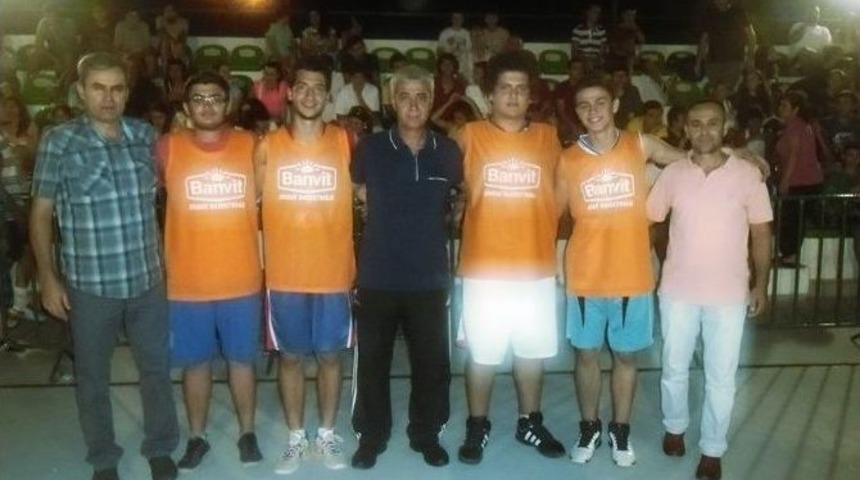 Basketbolcular Erdek&rsquo;te Ter D&ouml;kecek