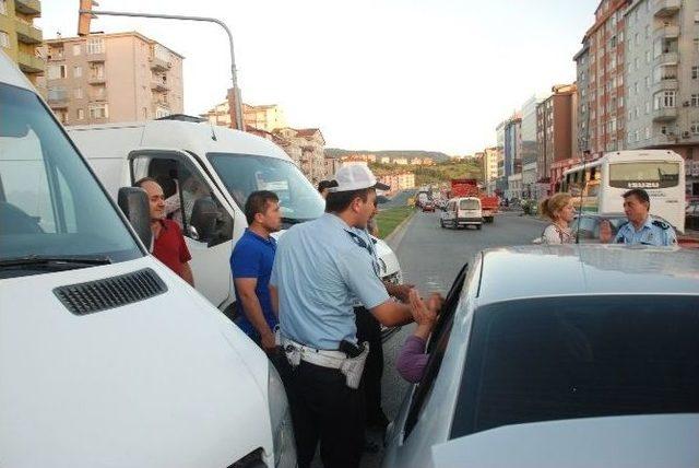 Zonguldak-istanbul Yolu’nda Araç Kuyruğu 5 Kilometreyi Buldu