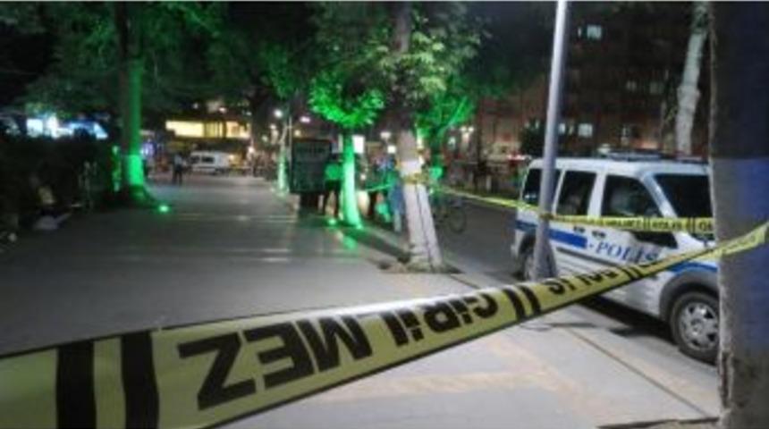 Silahlı Kavga: 1 Yaralı