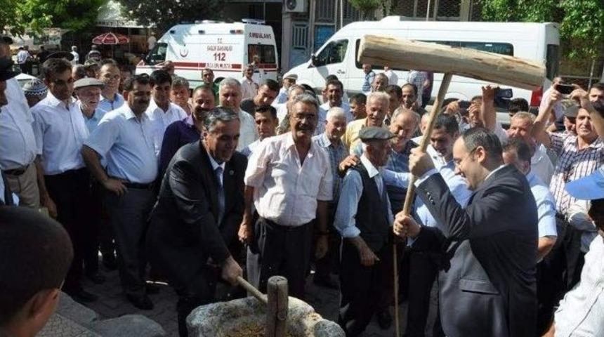 Tut İl&ccedil;esi&rsquo;nde &lsquo;dut Festivali&rsquo; Başladı