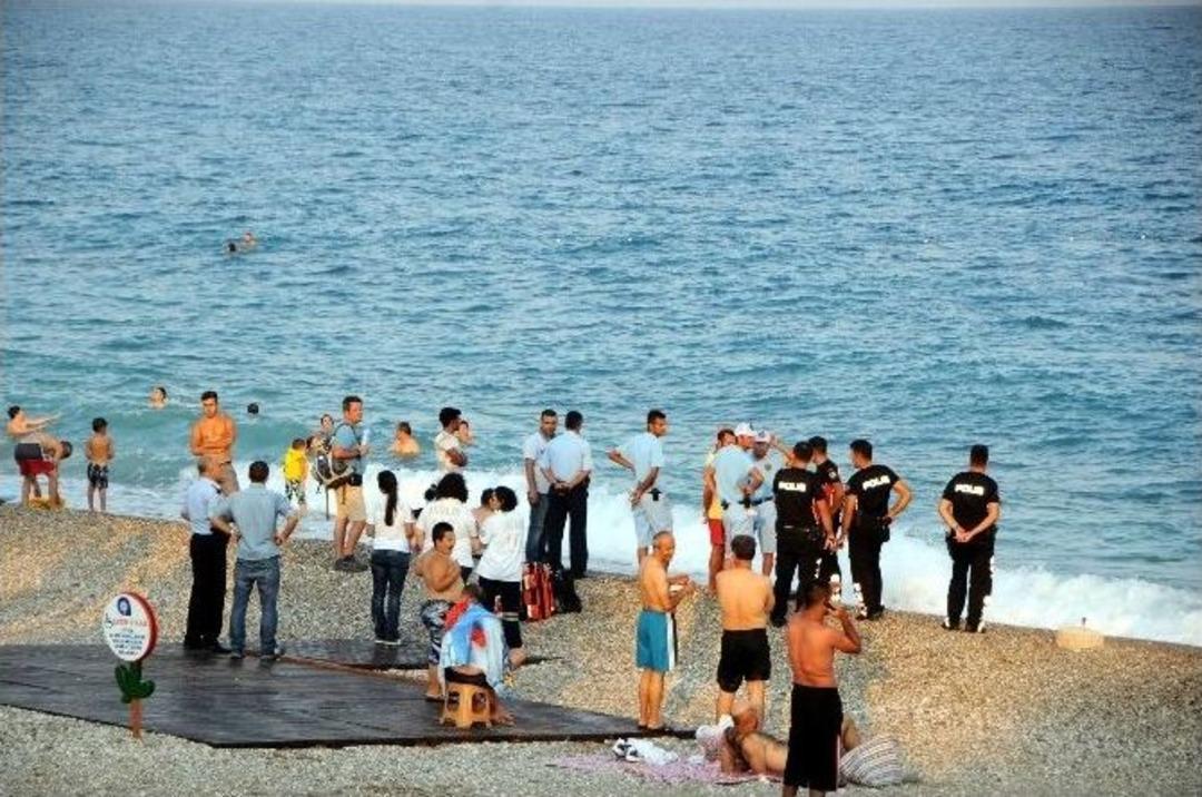 &Uuml;niversite &Ouml;ğrencisi Denizde Boğuldu