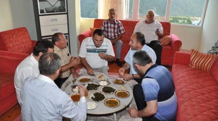 Kartepe Belediye Başkanı &Uuml;z&uuml;lmez, Dağ K&ouml;ylerinde