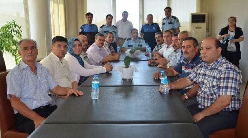 Soma Emniyet M&uuml;d&uuml;r&uuml;, Muhtarlarla Buluştu