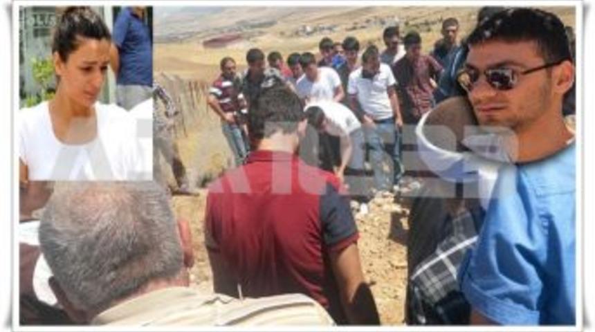 Katili Sevgilisi &Ccedil;ıktı