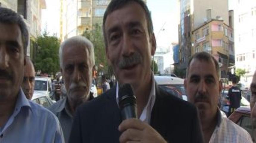 Ak Parti Milletvekilleri Esnafları Gezdi