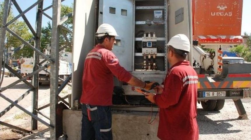 Bayrami&ccedil;&rsquo;de Elektrik Hatlarına Kış Bakımı