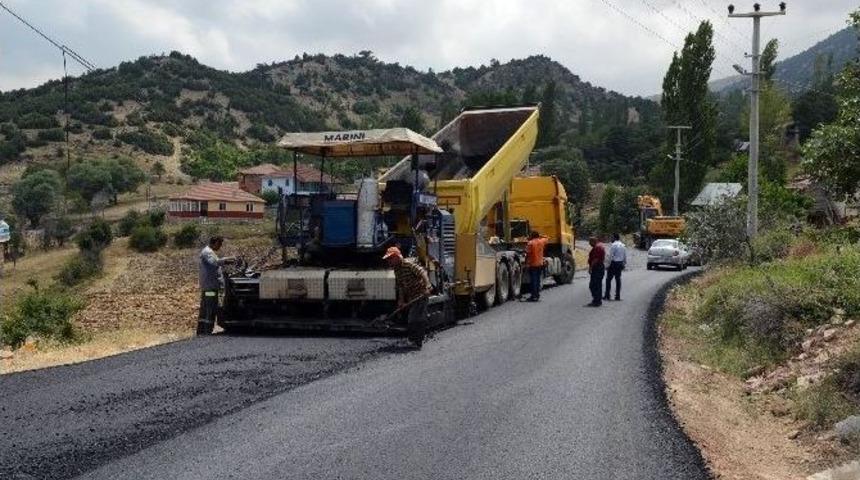 K&ouml;yler Sıcak Asfaltla Buluşuyor