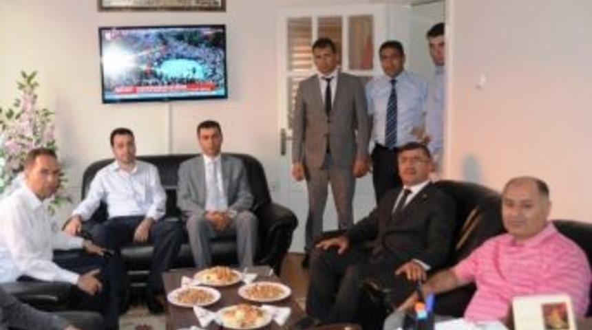 Milletvekilleri Belediye-iş Sendikasını Ziyaret Etti