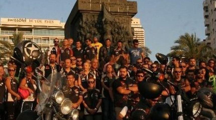 İzmirli Motorcular, G&uuml;neydoğu Gezisinde &Ouml;ld&uuml;r&uuml;len Motorcuları Andı