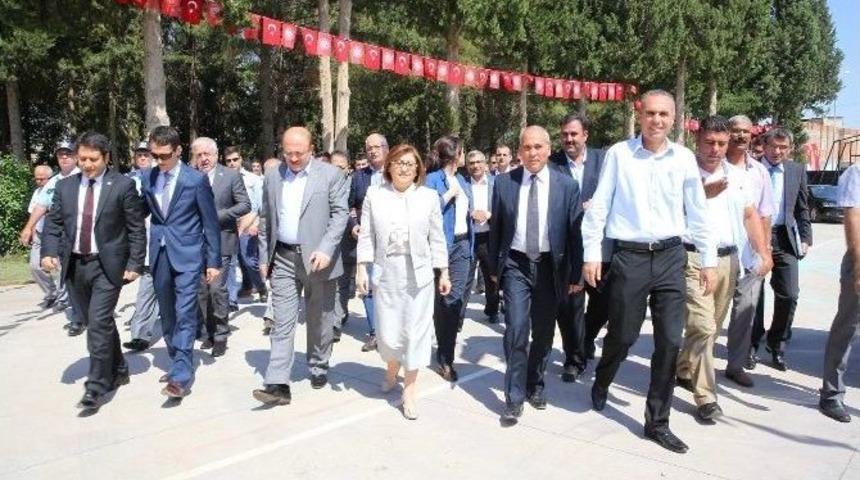 Başkan Şahin Karkamışta Sorunları Yerinde Dinledi