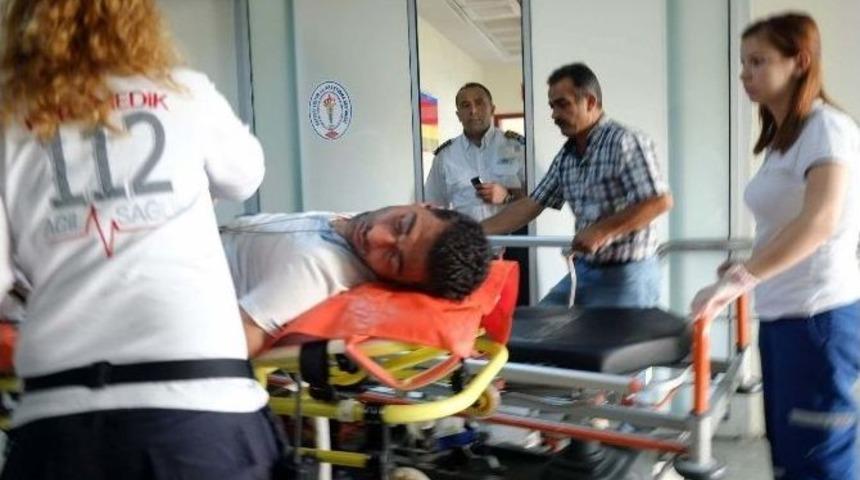 Kayseri'de Otomobil Takla Attı: 2 &Ouml;l&uuml;, 3 Yaralı