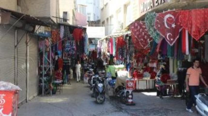 Bayram Bitti Esnafın İşleri Durdu