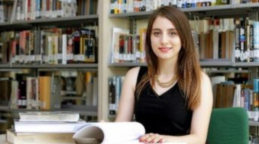 İzmir&rsquo;in Adı Var, Turisti &Ccedil;ekecek Sembol&uuml; Yok