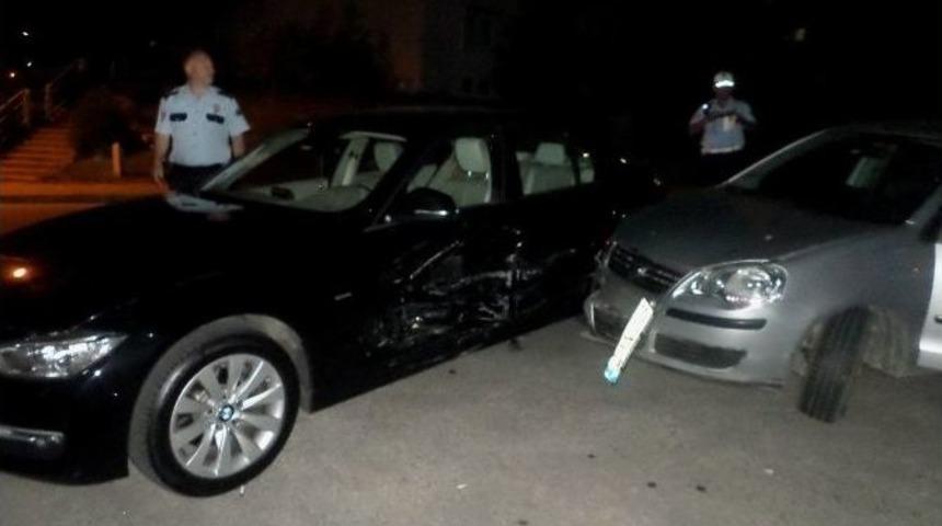 Adapazarı'nda Trafik Kazası: 1 Yaralı