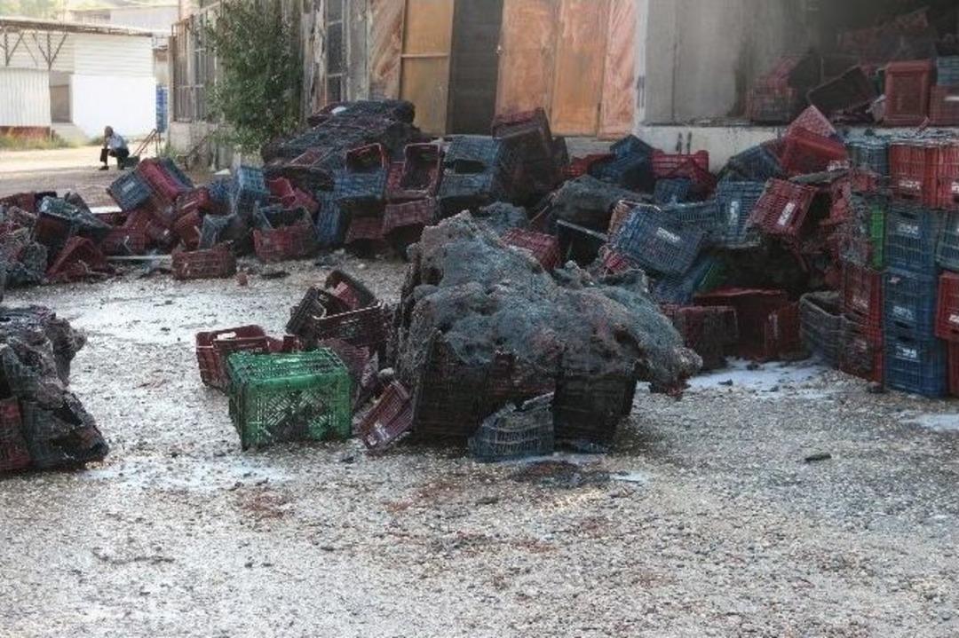 Mut Sebze Hali'nde Yangın