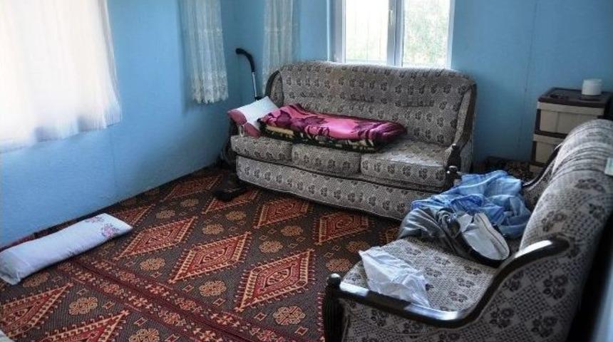 Afyonkarahisar&rsquo;da Yaşlı Adam Evinde D&uuml;şerek &Ouml;ld&uuml;