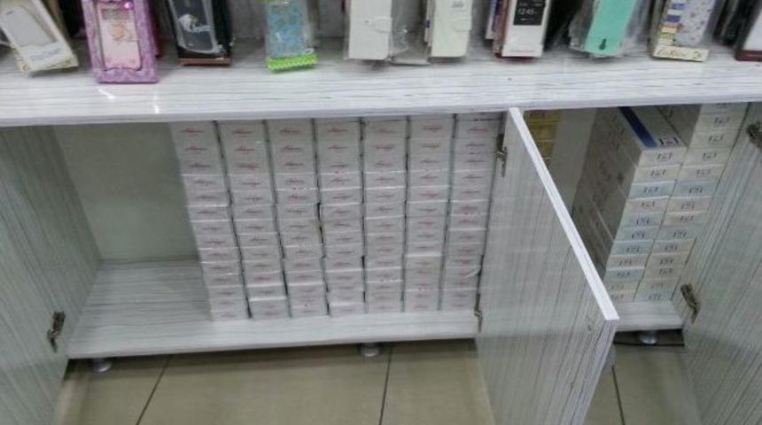 G&uuml;mr&uuml;k Ka&ccedil;ağı 10 Bin 451 Paket Sigara Ele Ge&ccedil;irildi