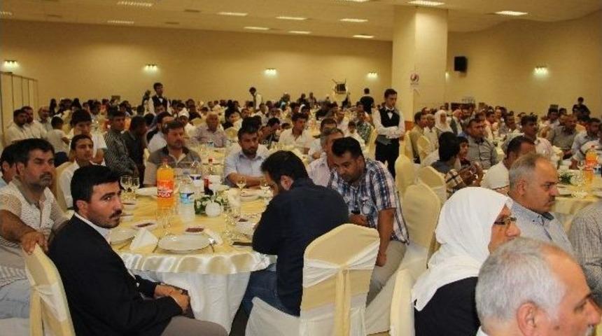 50 Yetim Ve Fakir &Ccedil;ocuk S&uuml;nnet Ettirildi