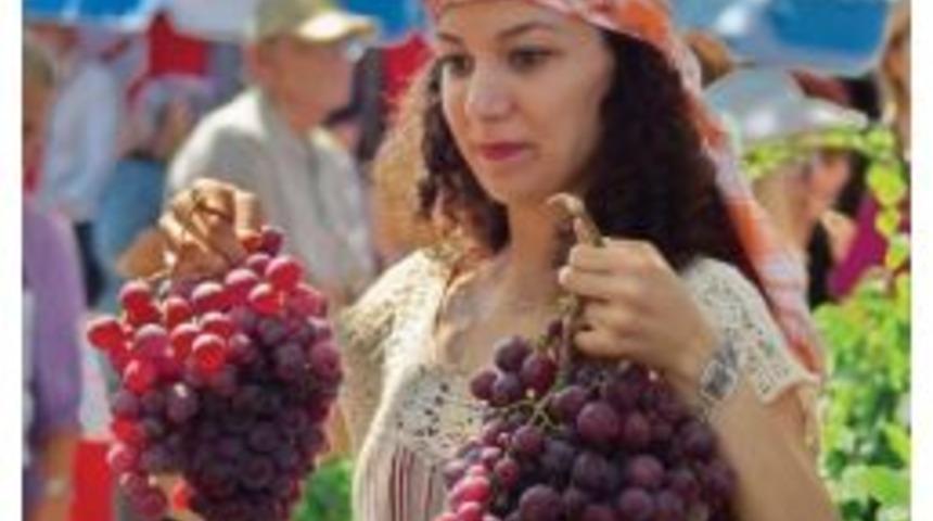 Urla Geleneksel Bağbozumu Şenlikleri